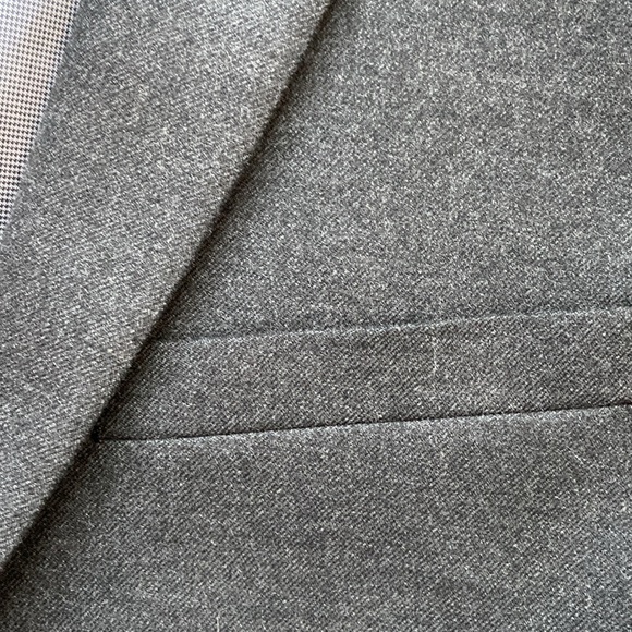 *LIKE NEW* Men’s Express Extra Slim Suit Jacket - Picture 2 of 3